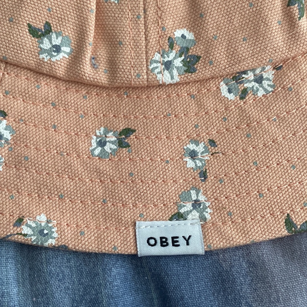 Bucket hat - Picture 2 of 2